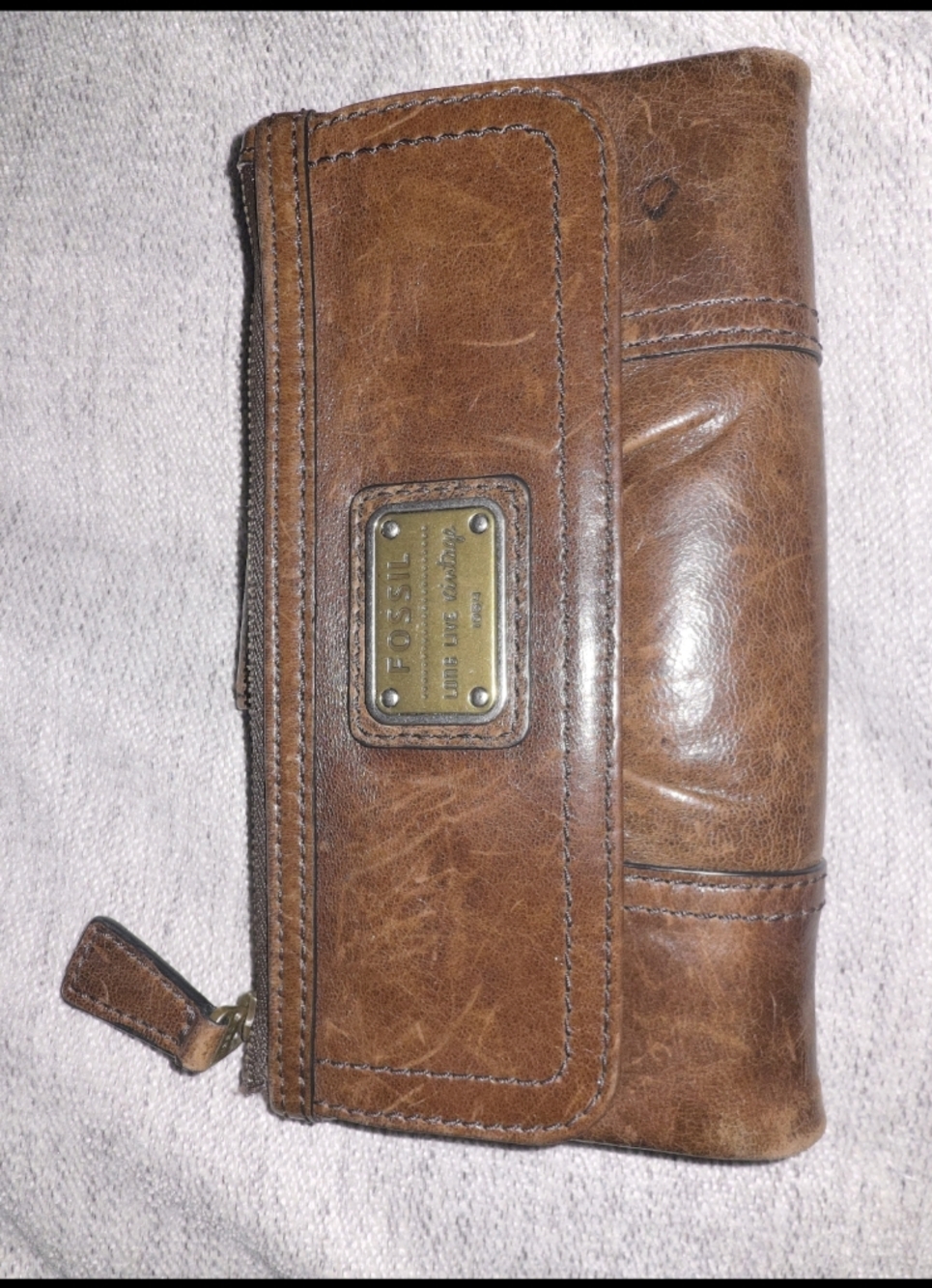 Fossil Brown Leather Long Live Vintage 1954 Woman's Wallet with Brass Plaque